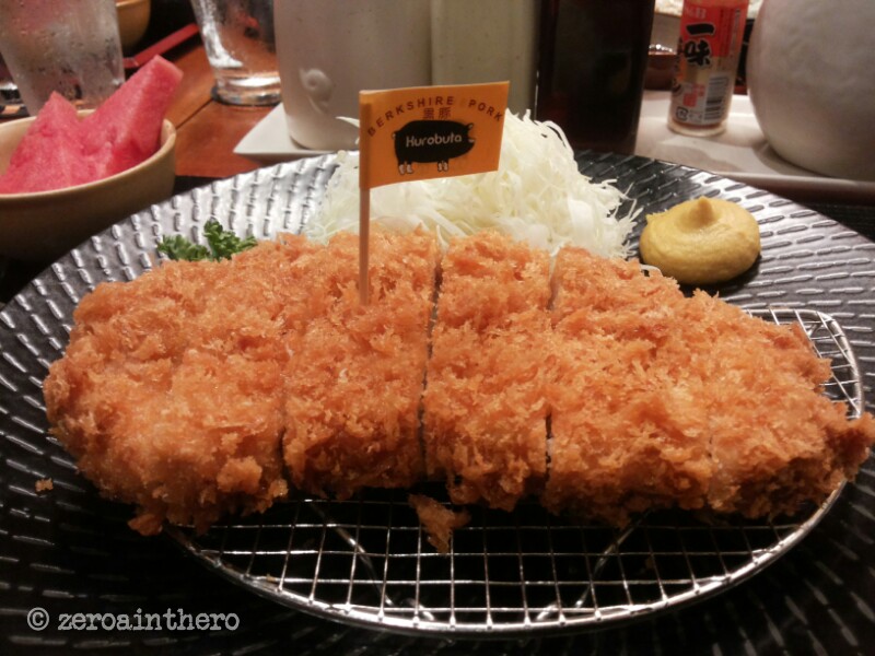 The "kurobuta" pork tonkatsu - the crown jewel in Yabu's menu. A nice crunch on the outside and soft, melt-in-your-mouth meat inside.